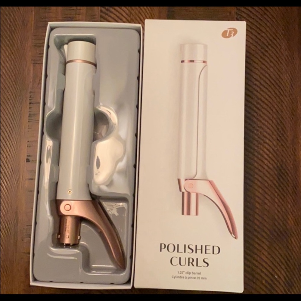 T3 Polished Curls 1.25” Clip Barrel